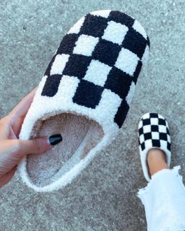 Black Checkered Print Fuzzy Slip On Winter Slippers