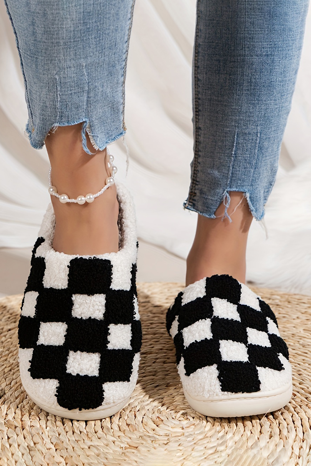 Black Checkered Print Fuzzy Slip On Winter Slippers - Image 2