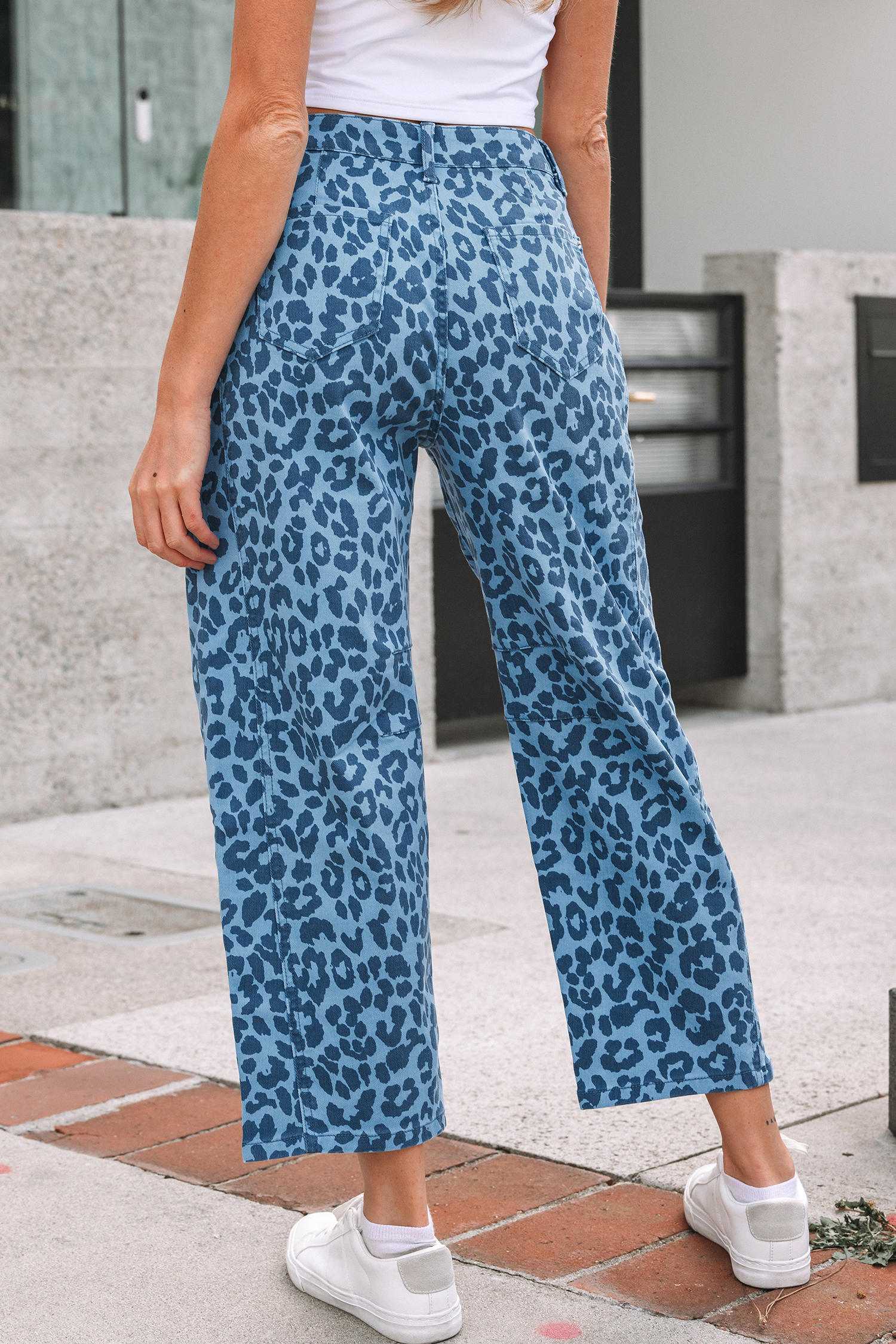 Sky Blue Leopard Print Straight Loose Jeans - Image 12