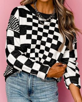 Black Checkered Print Drop Shoulder Round Neck Sweater