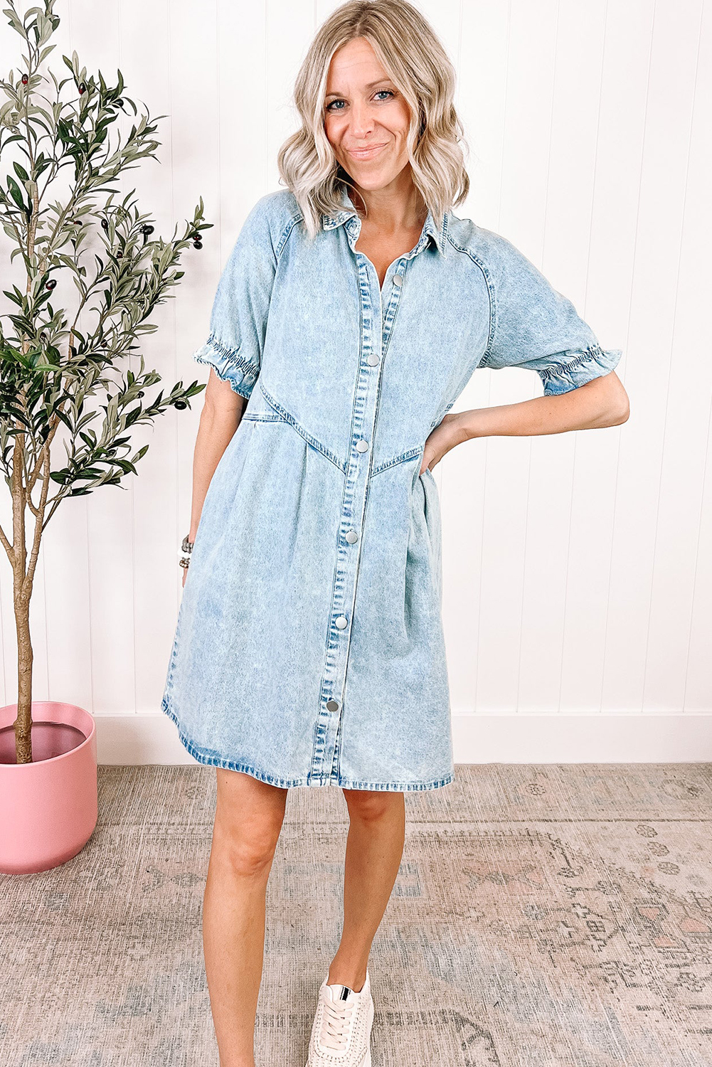 Beau Blue Mineral Wash Ruffled Short Sleeve Buttoned Denim Dress - Image 6