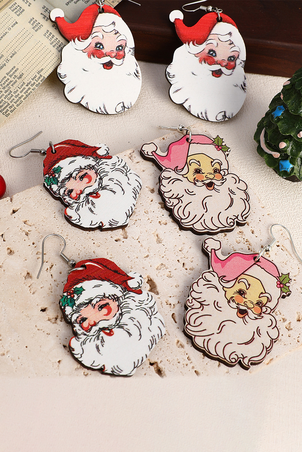 White 3 Pairs Christmas Santa Clause Pendant Hook Earrings - Image 4
