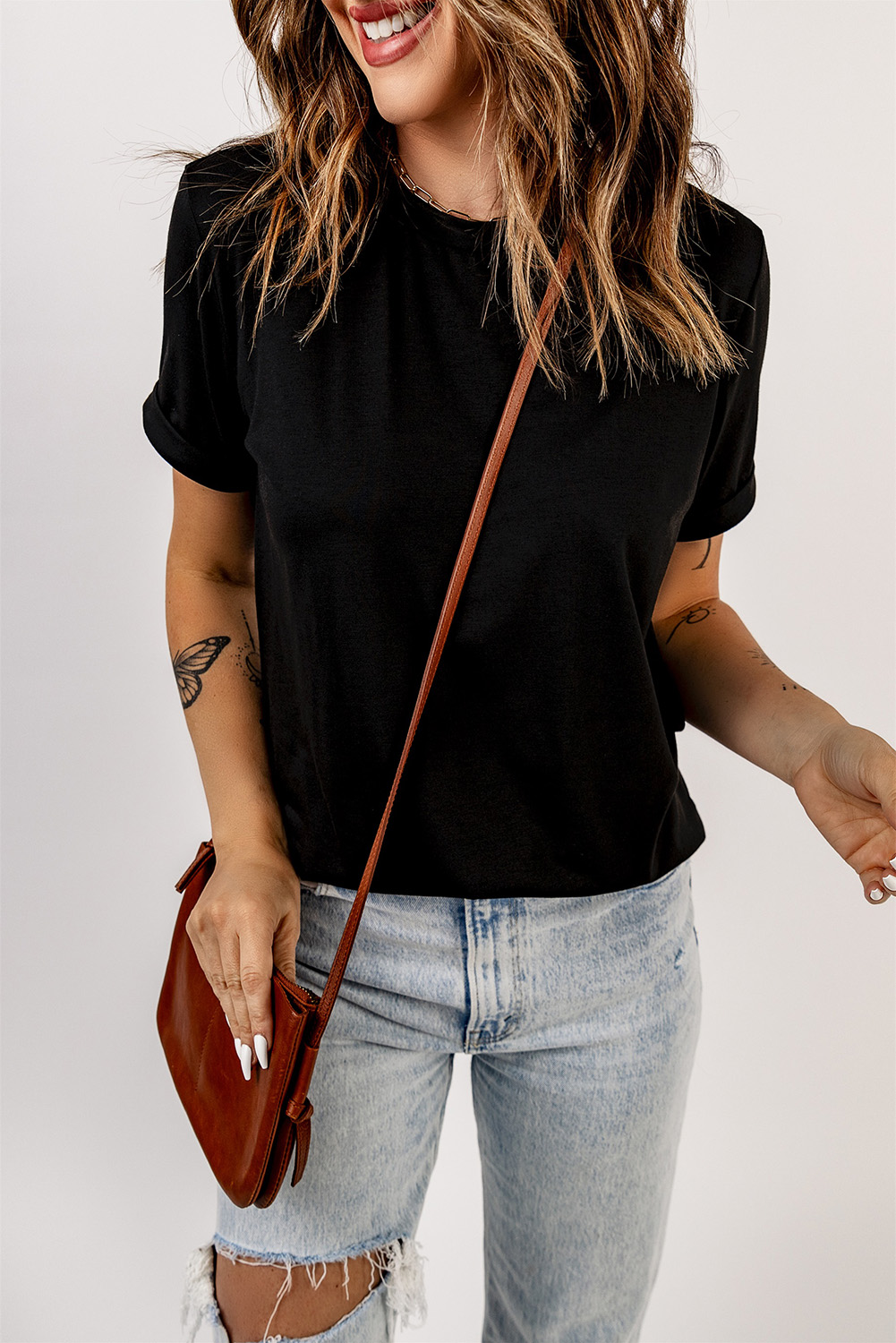 Black Solid Color Crew Neck Tee - Image 4