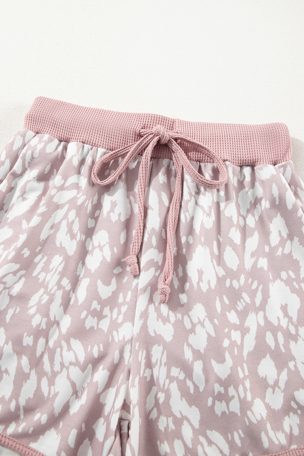 Khaki Classic Leopard Arched Hem Elastic Waistband Casual Shorts - Image 6