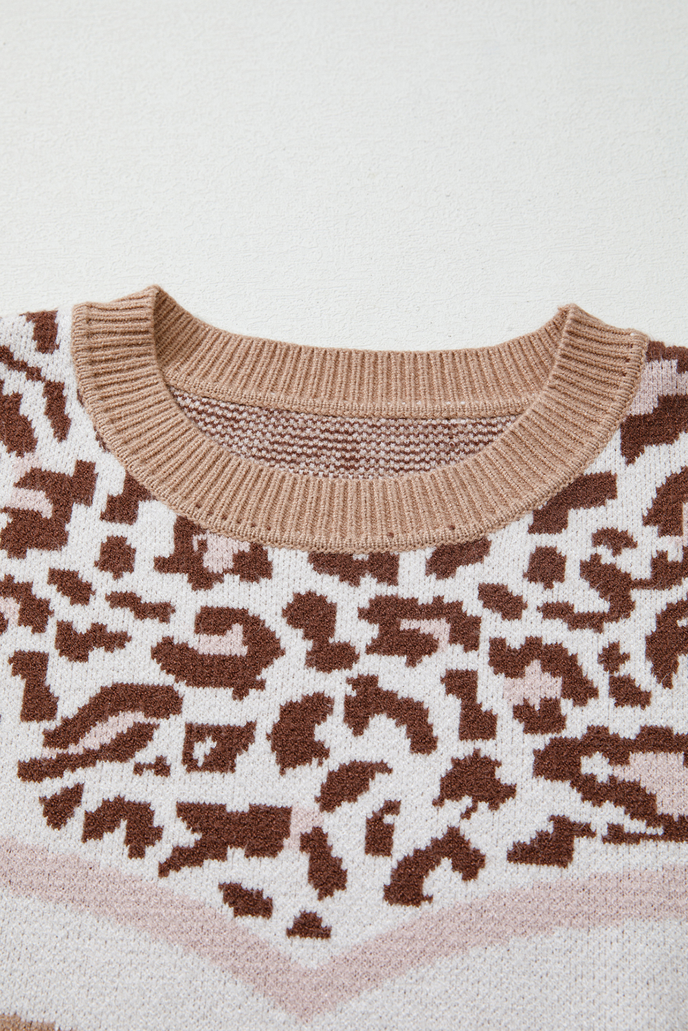 Straw Yellow Leopard Color Block Knit Round Neck Baggy Sweater - Image 5