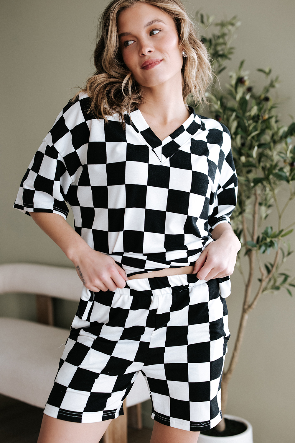 Black Checkerboard Print V Neck Loose Tee and Shorts Lounge Set - Image 4