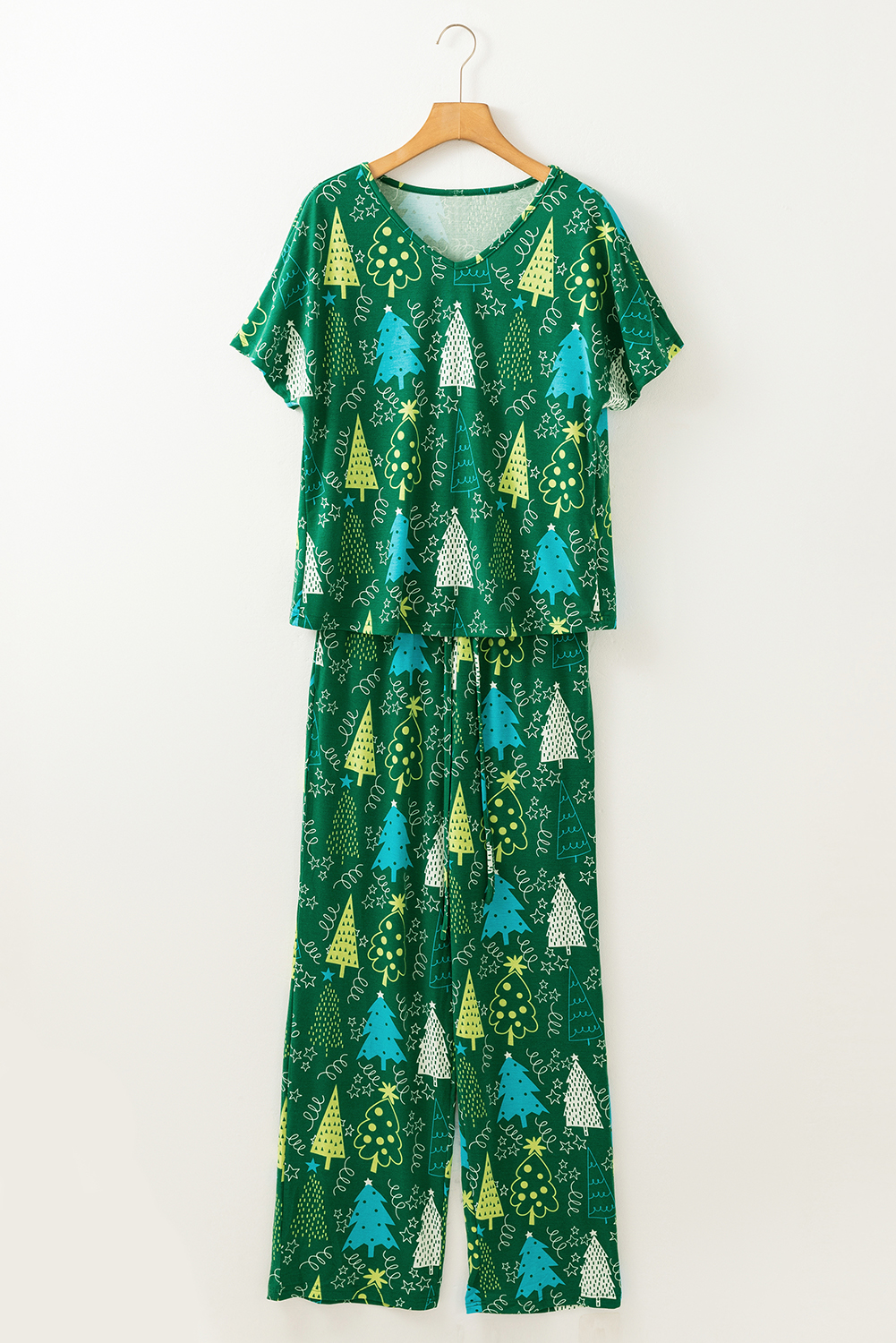 Green Christmas Tree Print V Neck Tee and Pants Lounge Set - Image 5