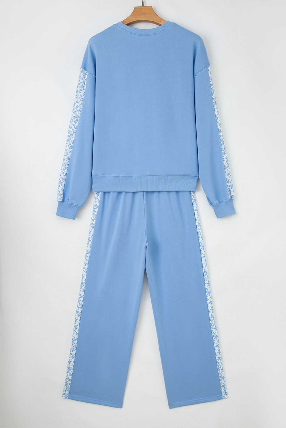 Beau Blue Floral Patchwork Drop Shoulder Pullover and Sweatpants Lounge Set - Image 10