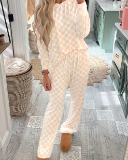 Beige Checkered Print Long Sleeve Top and Pants Lounge Set