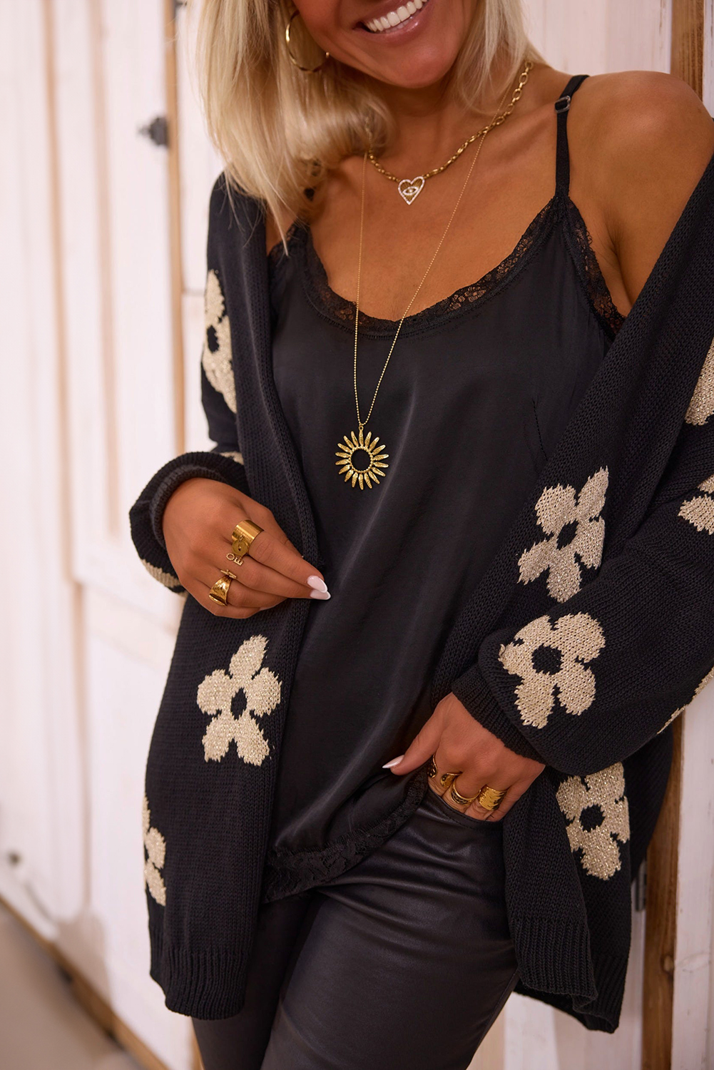 Black Floral Print Knitted Open Front Loose Cardigan - Image 4